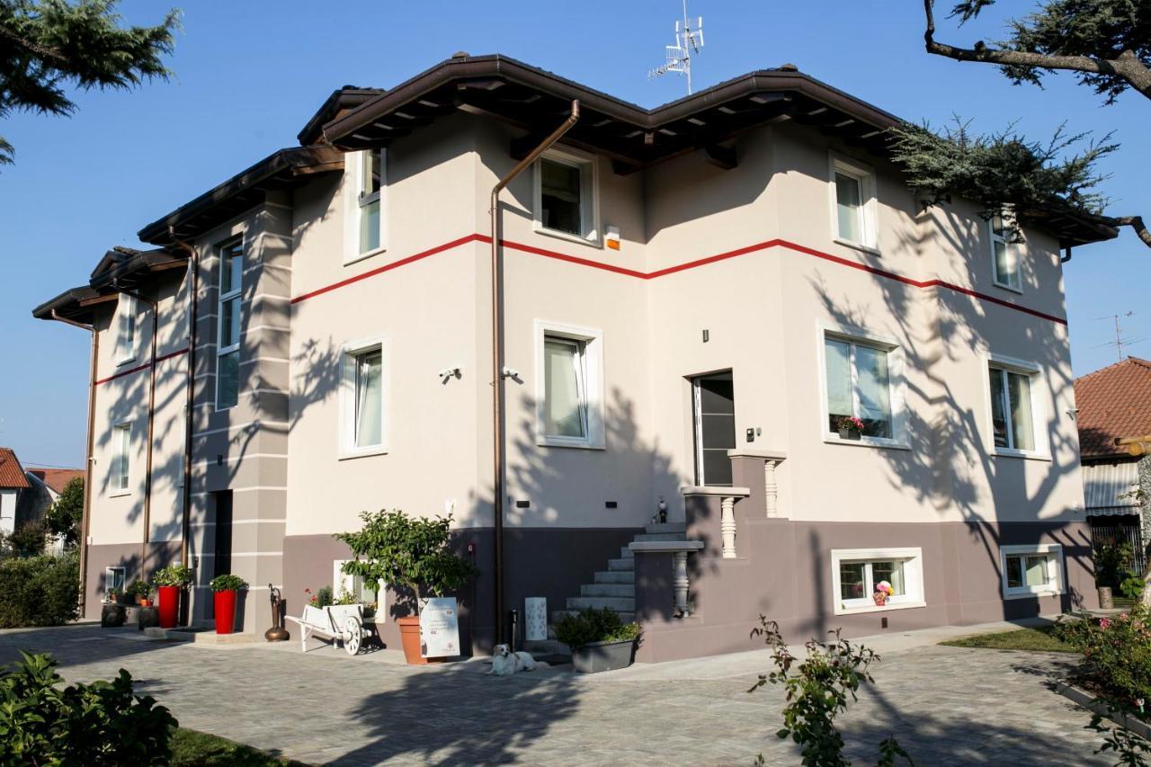Casa Ananda Bed & Breakfast Ferno Eksteriør bilde