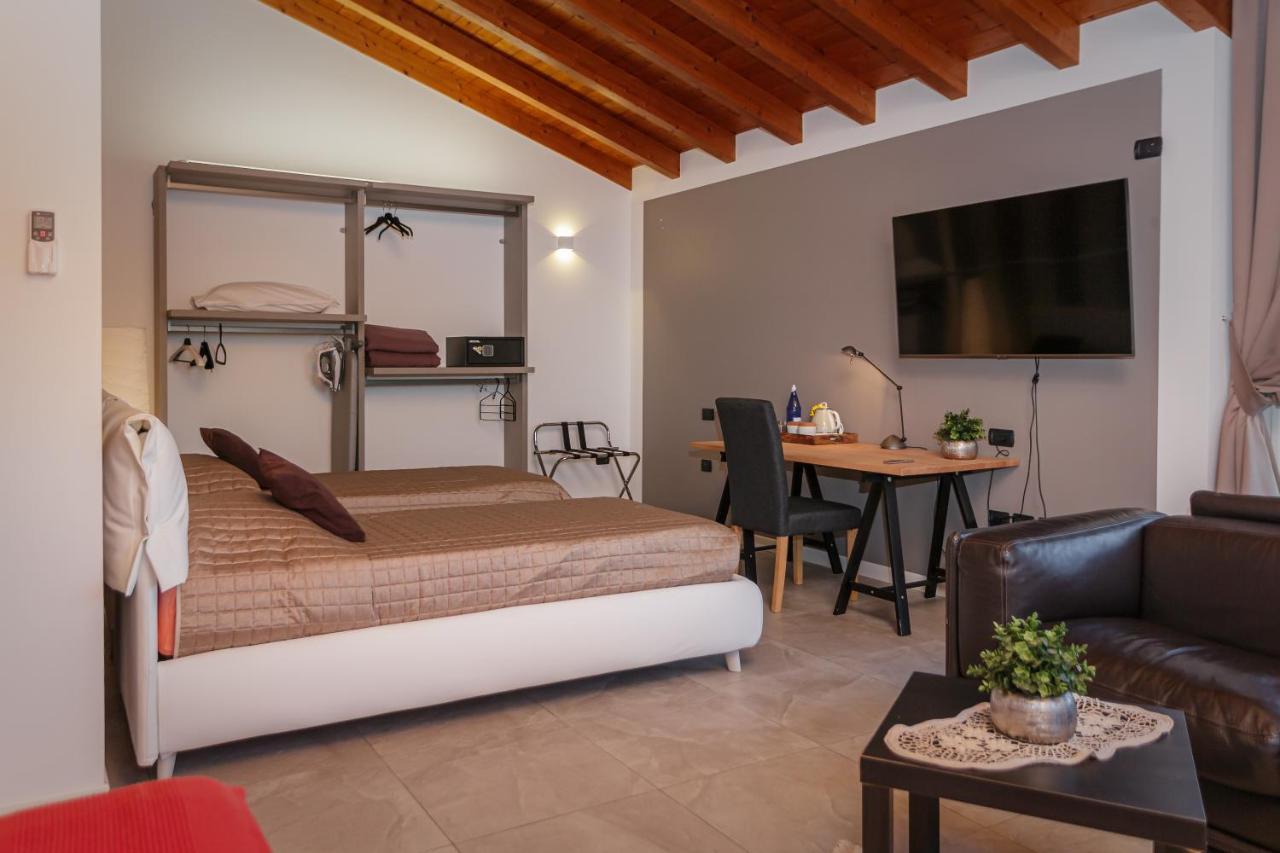 Casa Ananda Bed & Breakfast Ferno Eksteriør bilde