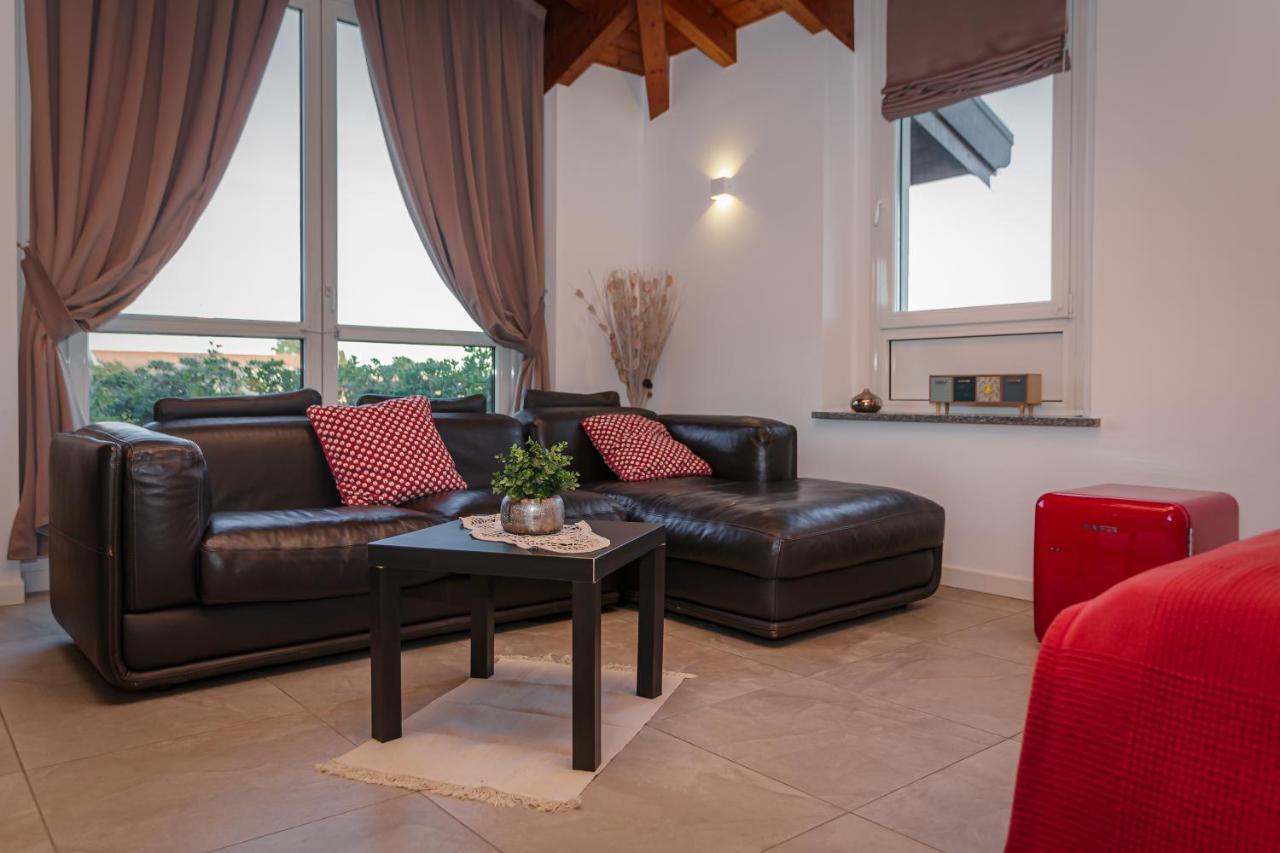 Casa Ananda Bed & Breakfast Ferno Eksteriør bilde