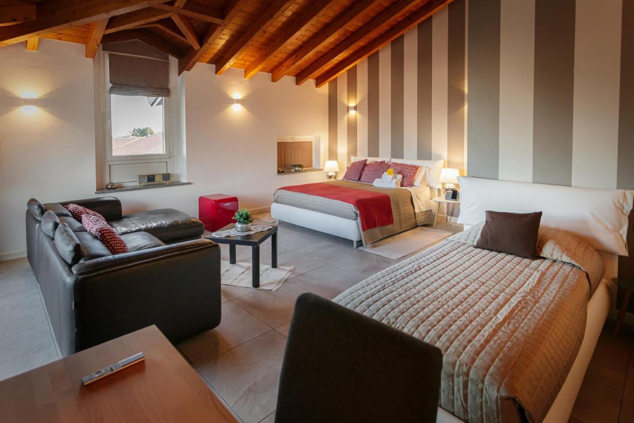 Casa Ananda Bed & Breakfast Ferno Eksteriør bilde