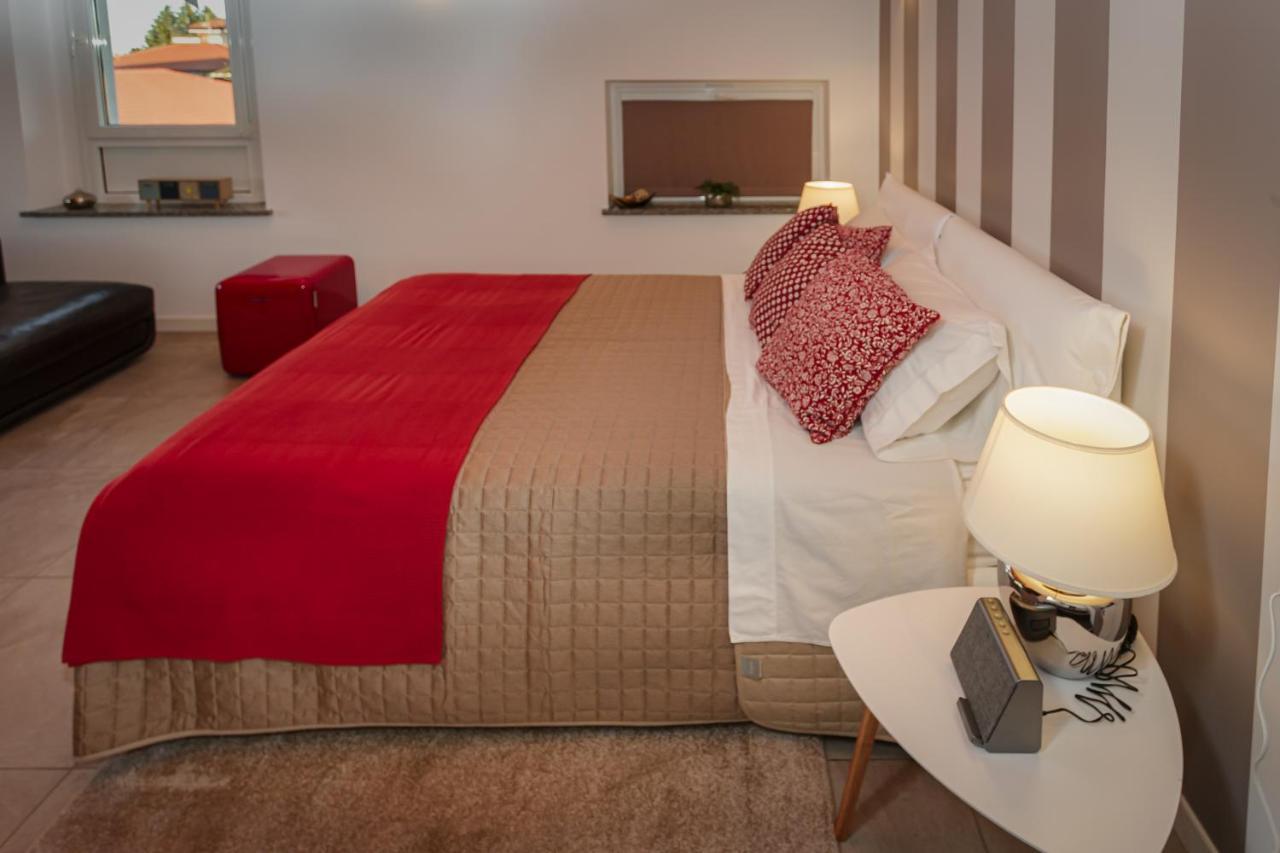 Casa Ananda Bed & Breakfast Ferno Eksteriør bilde
