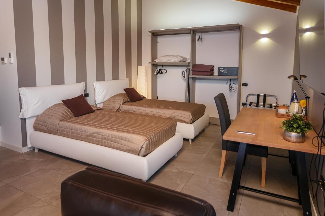 Casa Ananda Bed & Breakfast Ferno Eksteriør bilde