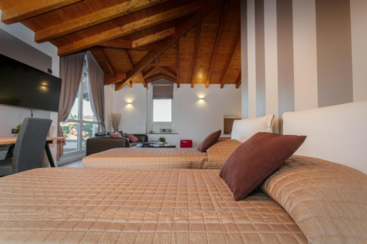 Casa Ananda Bed & Breakfast Ferno Eksteriør bilde