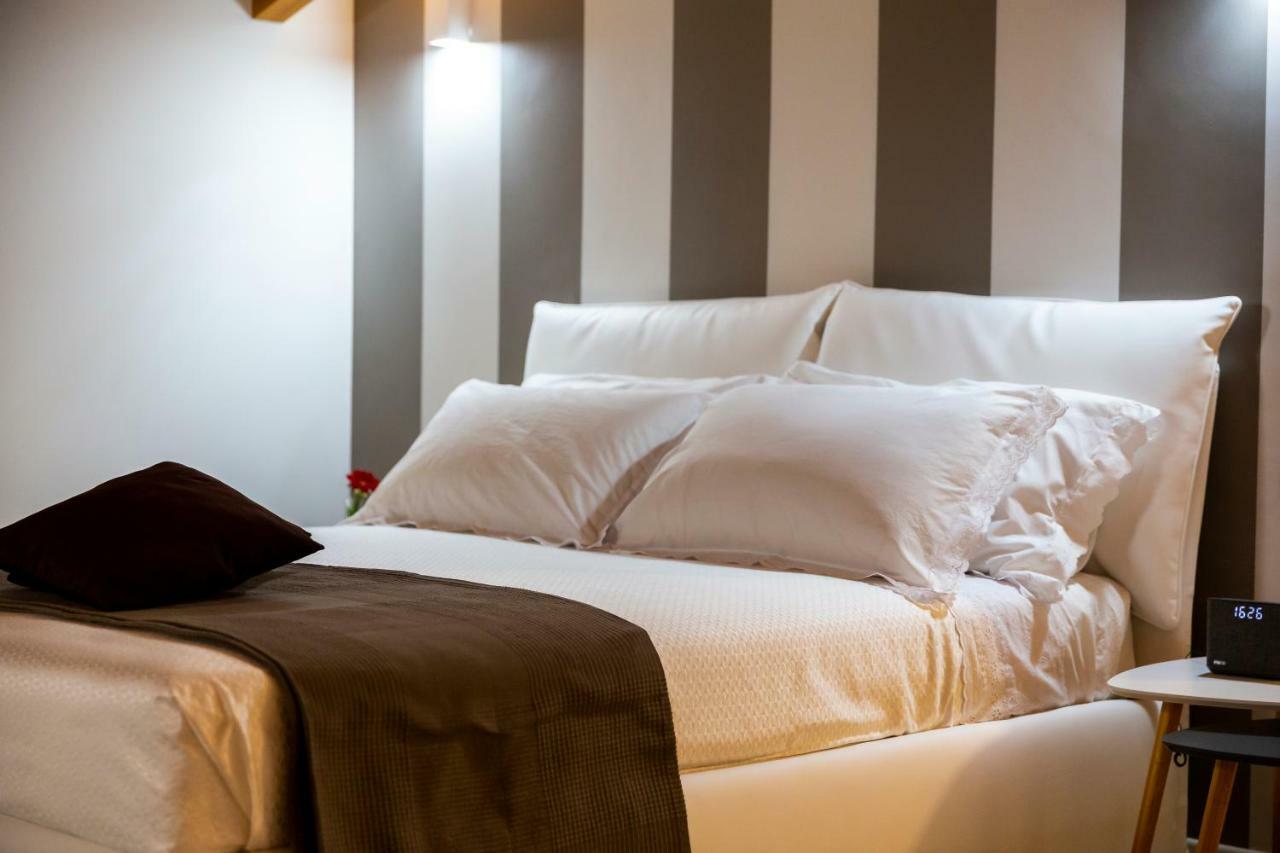 Casa Ananda Bed & Breakfast Ferno Eksteriør bilde