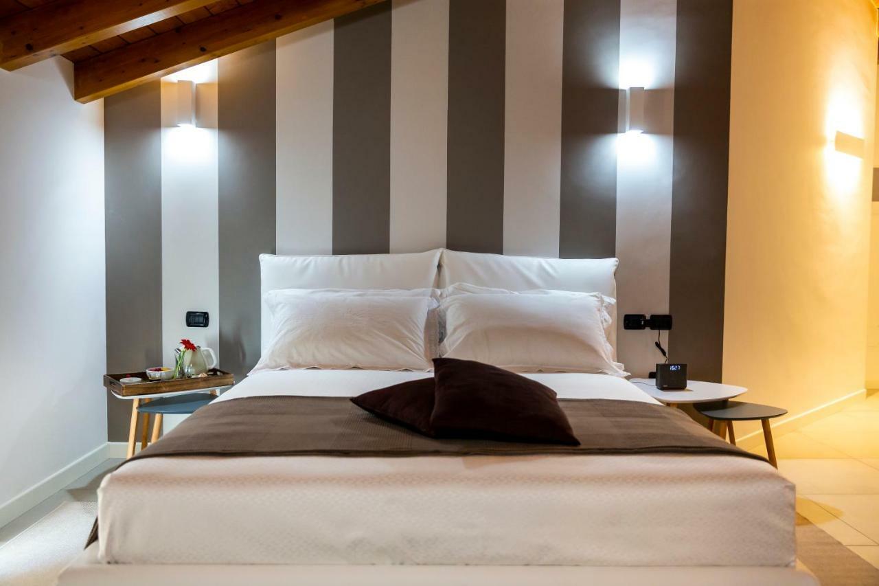 Casa Ananda Bed & Breakfast Ferno Eksteriør bilde